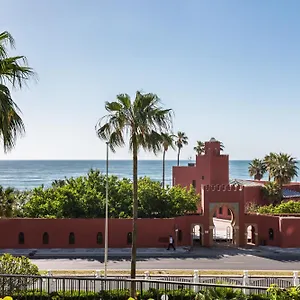 https://idiliq-stays-benalbeach.es-andalucia.com